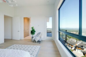 4 chambres, fer et planche à repasser, Wi-Fi, draps fournis
