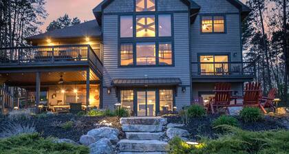 Lakefront Lodge & Adjacent Carriage House-65 Acres-Private Lake, Gourmet Kitchen
