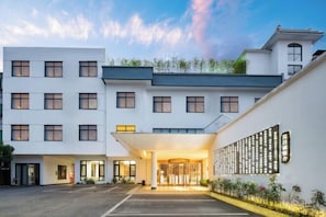 Exterior - Changshuo Impression Hotel (Anji Wanxiang World Shopping Plaza) (Anji)