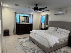 2 chambres, bureau, fer et planche à repasser, Wi-Fi gratuit
