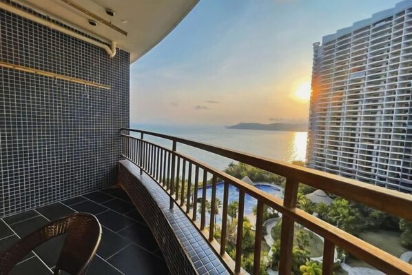 Property grounds - Genting Coast Resort Apartment (Huidong Country Garden Shili Yintan Branch) (Huidong)