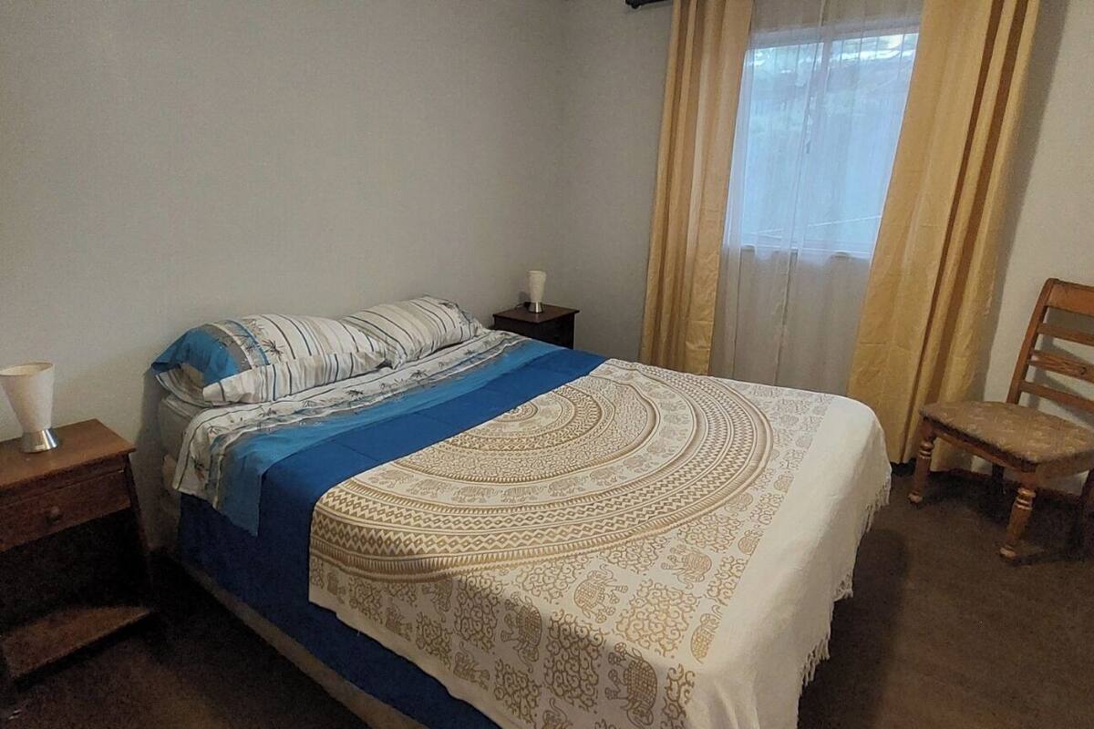 Quarto casal básico | Wi-Fi de cortesia