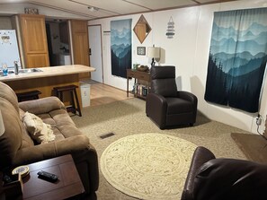 智能電視、壁爐