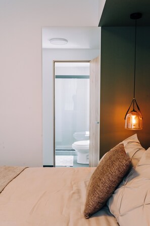 2 soverom, strykejern/-brett, reiseseng for barn og wi-fi