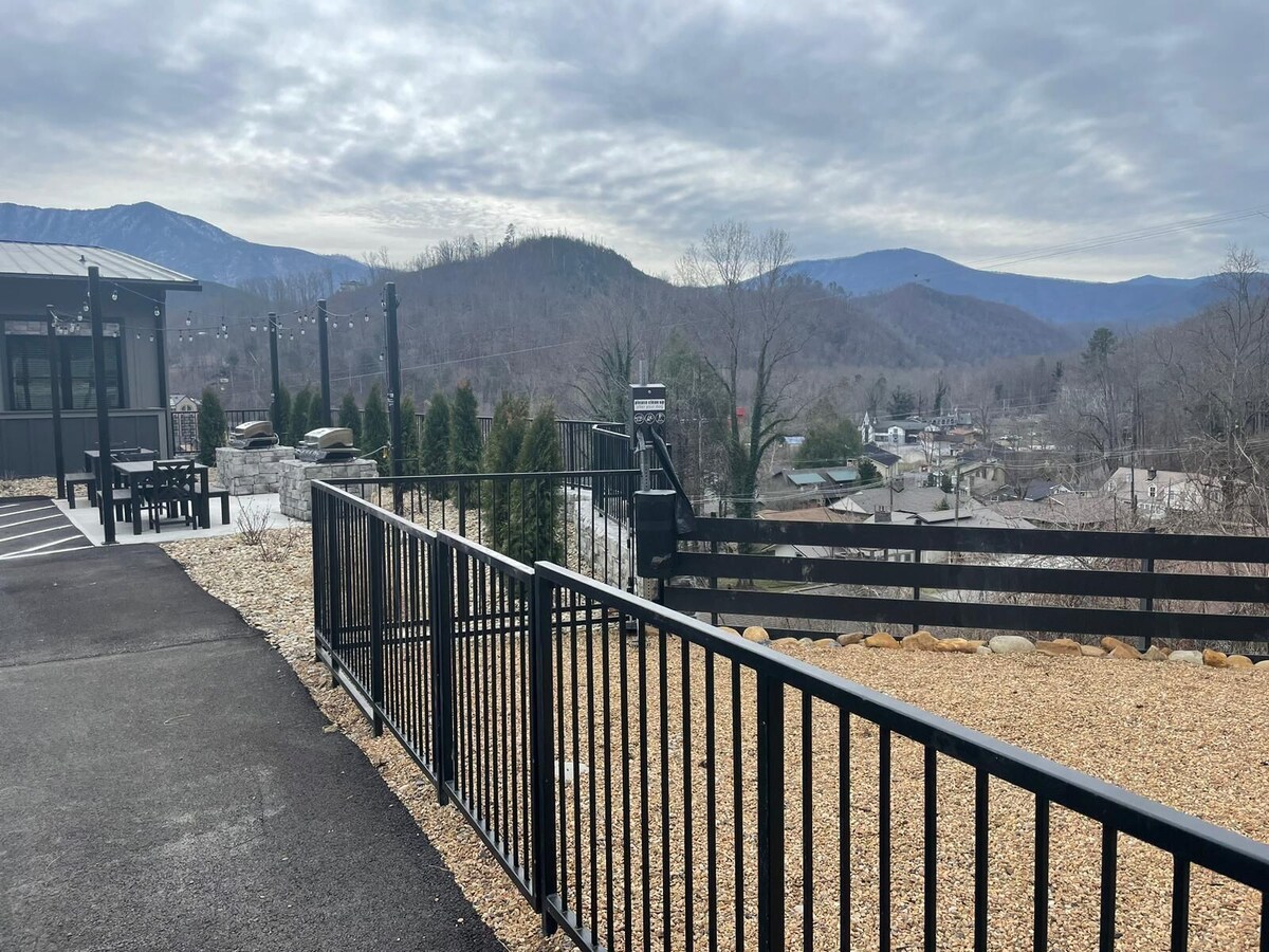 Photo 97 of 5min WALK to Gatlinburg|Theater|Mtn View|Sauna|Game Rm|Indr Pool|