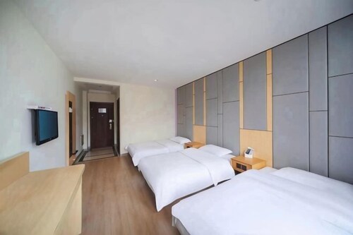 Super 8 Hotel (Shanghai Songjiang Xinqiao)