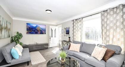 The Addisen ★ Clifton Hill 2 mins ★ 350Mbps ★ Games Room