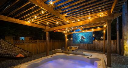 Family Retreat | Hot Tub, Fire Pit, Outdoor Theater & Games