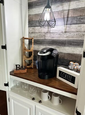 Interior - Central Modern Family Friendly Condo Near Beach (Fort Myers)