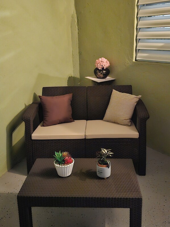 Interior - Welcome to your peaceful retreat surrounded by nature. Family friendly. Wifi (Penuelas)