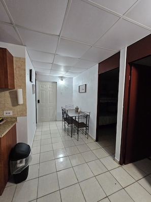 Interior - Welcome to your peaceful retreat surrounded by nature. Family friendly. Wifi (Penuelas)