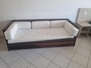 Quadrupla Superior | Minibar, tende oscuranti, Wi-Fi gratuito, lenzuola