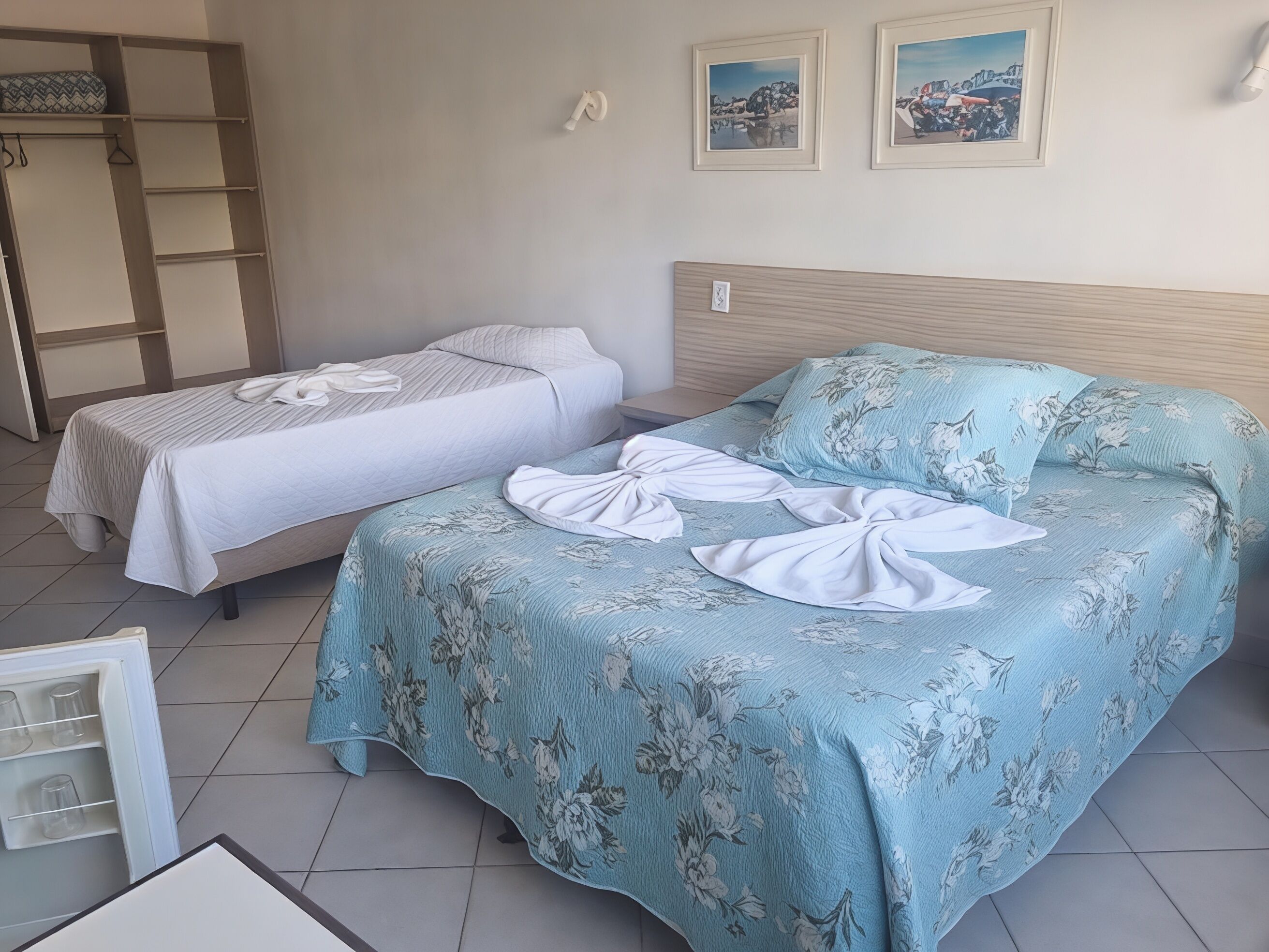 Chambre Triple Supérieure | Minibar, rideaux occultants, Wi-Fi gratuit, draps fournis