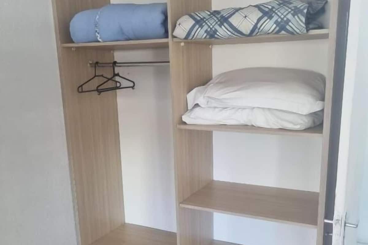 Armoire