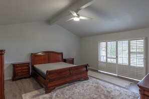 4 chambres, bureau, fer et planche à repasser, Wi-Fi gratuit