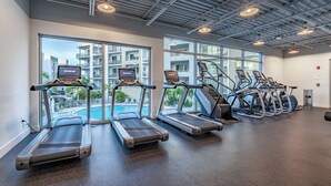 Fitness facility - Sarasota Poolside Stylish Retreat w/Grill, Fishing (Sarasota)