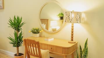 Superior Room, 1 Queen Bed (Shared Bathrooms)