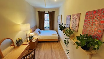 Standaard kamer | Een bureau, gratis wifi