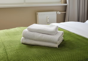 1 chambre, fer et planche à repasser, Wi-Fi, draps fournis