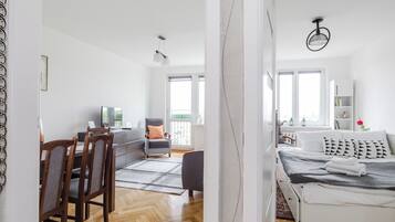 2 slaapkamers, een strijkplank/strijkijzer, wifi, beddengoed