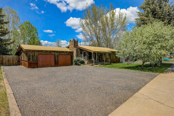 Exterior - Meadows Valley Retreat - Pet-friendly home with fire pit, large fenced yard, and trailer parking. (New Meadows)
