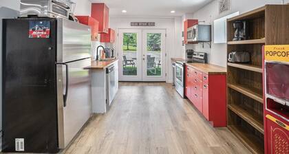 Hoops Haven 5-bedroom house in lovely McCalla