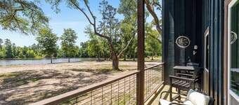 Sunset Haven Lake-Volleyball-Pool