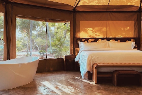 Luxe tweepersoonskamer, uitzicht op vallei | Accommodatievoorzieningen