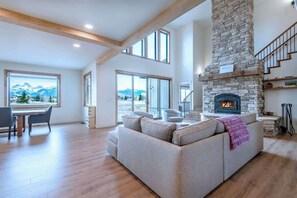Living area - Teton Homestead: Grand Horizon, 7 Bdrm Luxury (Driggs)