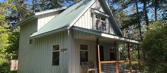 Quiet Family-Oriented House at Laughing Moon Farm
