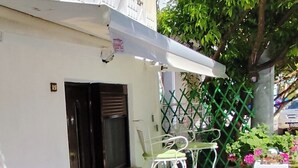 تفاصيل الفندق من الخارج