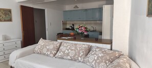 Interior - Ευρύχωρο και άνετο διαμέρισμα στην Ιτέα Joanna's Apartment (Kirra)