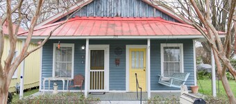 Shanty Bellum Too | 2/1, Washer/Dryer, Full Kitchen