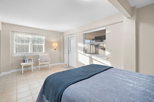 5 chambres, lit parapluie, Wi-Fi gratuit, draps fournis