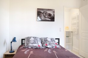 1 bedroom, free WiFi, bed sheets