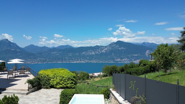 Property grounds - Room 'Hotel Laguna Economy 1' with Shared Terrace, Wi-Fi and Air Conditioning (San Zeno di Montagna)