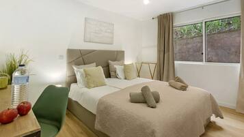 1 bedroom, free WiFi, bed sheets