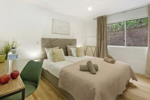 1 bedroom, free WiFi, bed sheets