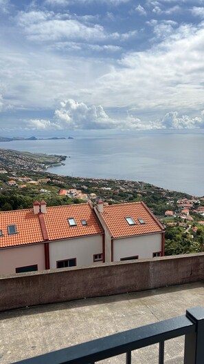 Property grounds - 'Suite' Room with Mountain View, Wi-Fi and Air Conditioning (Gaula)