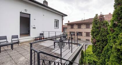 Room 'Rossa' with Shared Terrace and Wi-Fi