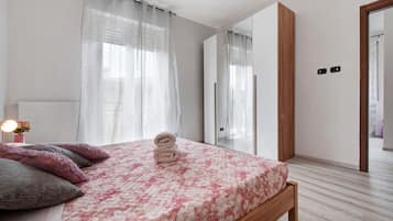 1 camera, Wi-Fi gratuito, lenzuola