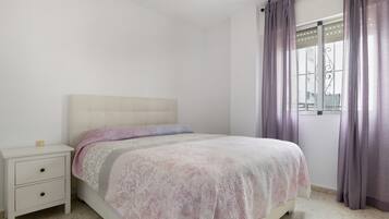 2 Schlafzimmer, Bügeleisen/Bügelbrett, kostenloses WLAN, Bettwäsche