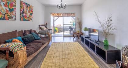 Country House 'Serrão' with Private Terrace, Private Garden and Wi-Fi