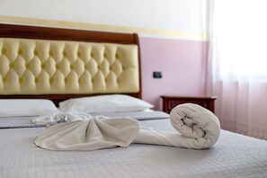 1 camera, Wi-Fi gratuito, lenzuola