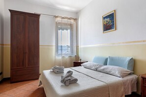 1 chambre, Wi-Fi gratuit, draps fournis