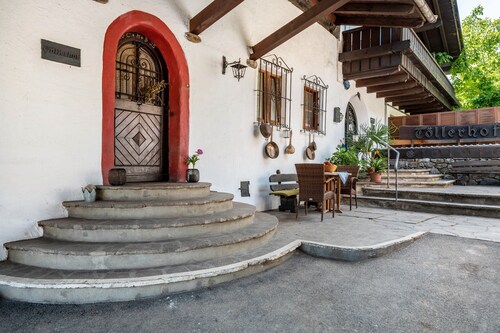 Biobauernhof Toellerhof 'Zimmer 2' avec vue sur les montagnes, piscine partagée et Wi-Fi