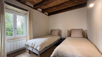 2 soverom, wi-fi (inkludert) og sengetøy