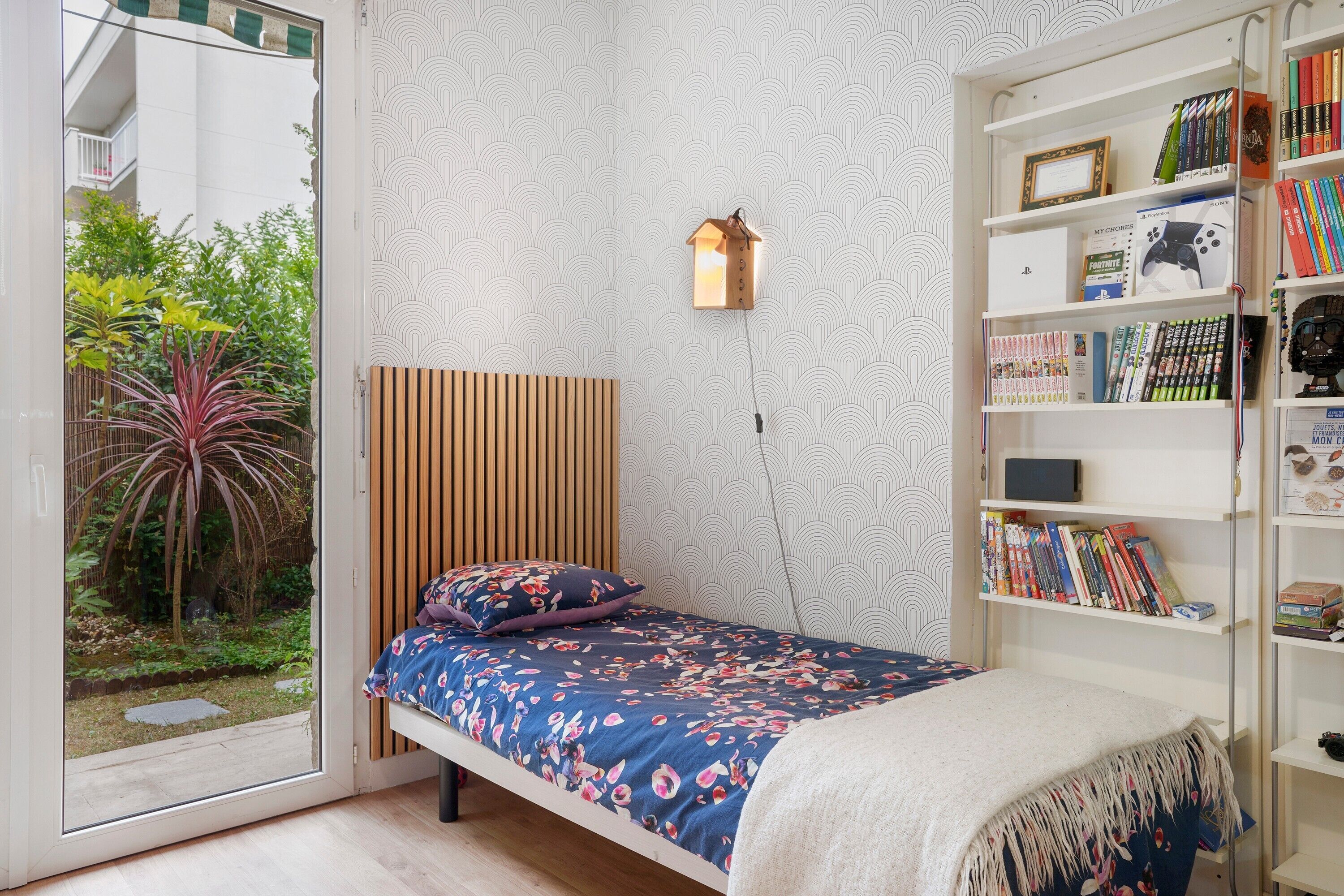 3 slaapkamers, een strijkplank/strijkijzer, gratis wifi, beddengoed