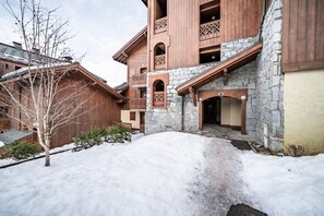 Exterior - Apartment 'Morillon 1100' with Mountain View, Balcony and Wi-Fi (Morillon)