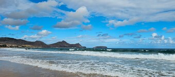 Holiday Home 'Refugio Aconchegante Para A Familia' with Lake View, Private Terrace and Wi-Fi